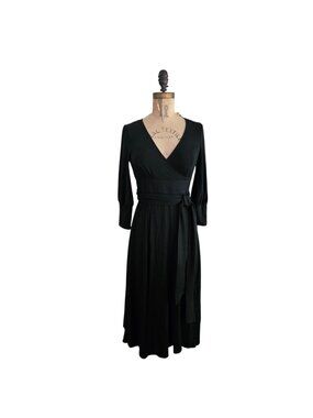 chinese dress ladies The Seamed Dress in Stretch Linen